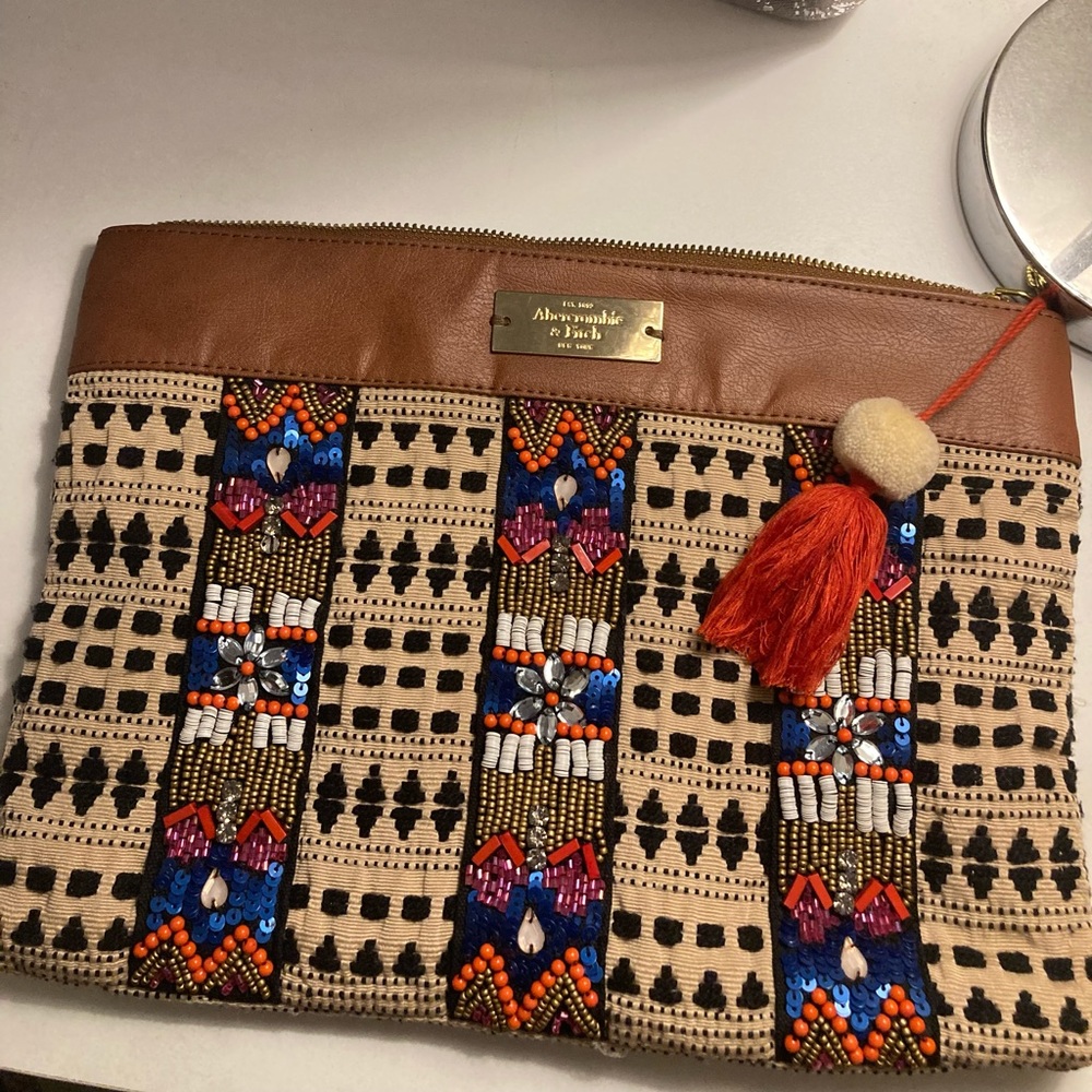 Abercrombie & Fitch clutch